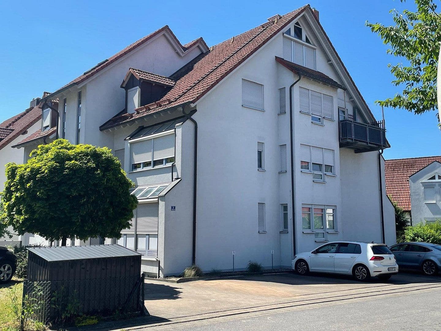 Prenájom bytu 3-izbový 85 m², Memmelsdorf, Bavorsko Prenájom bytu 3-izbový 85 m², Memmelsdorf, Bavorsko