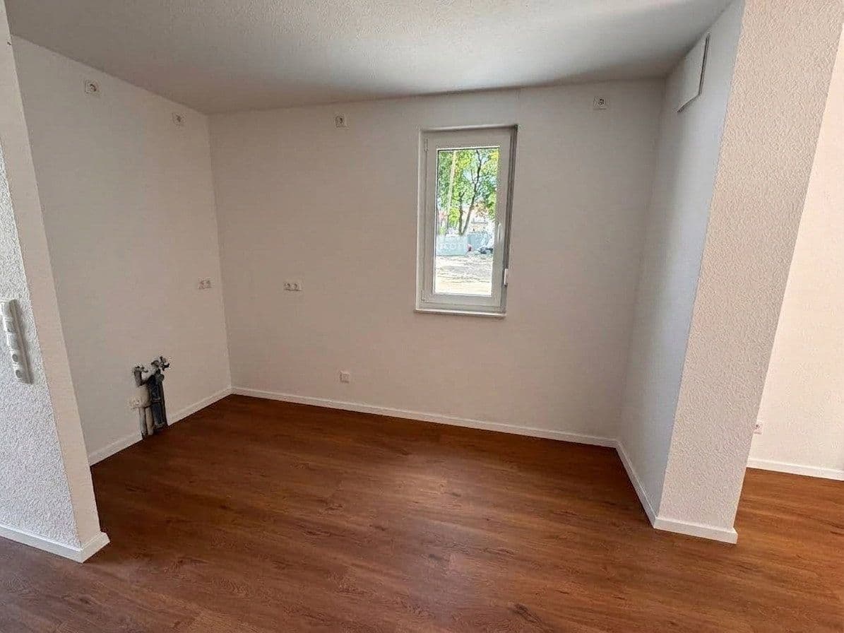 Prenájom domu 114 m², pozemok 120 m², Zossen, Brandenbursko Prenájom domu 114 m², pozemok 120 m², Zossen, Brandenbursko