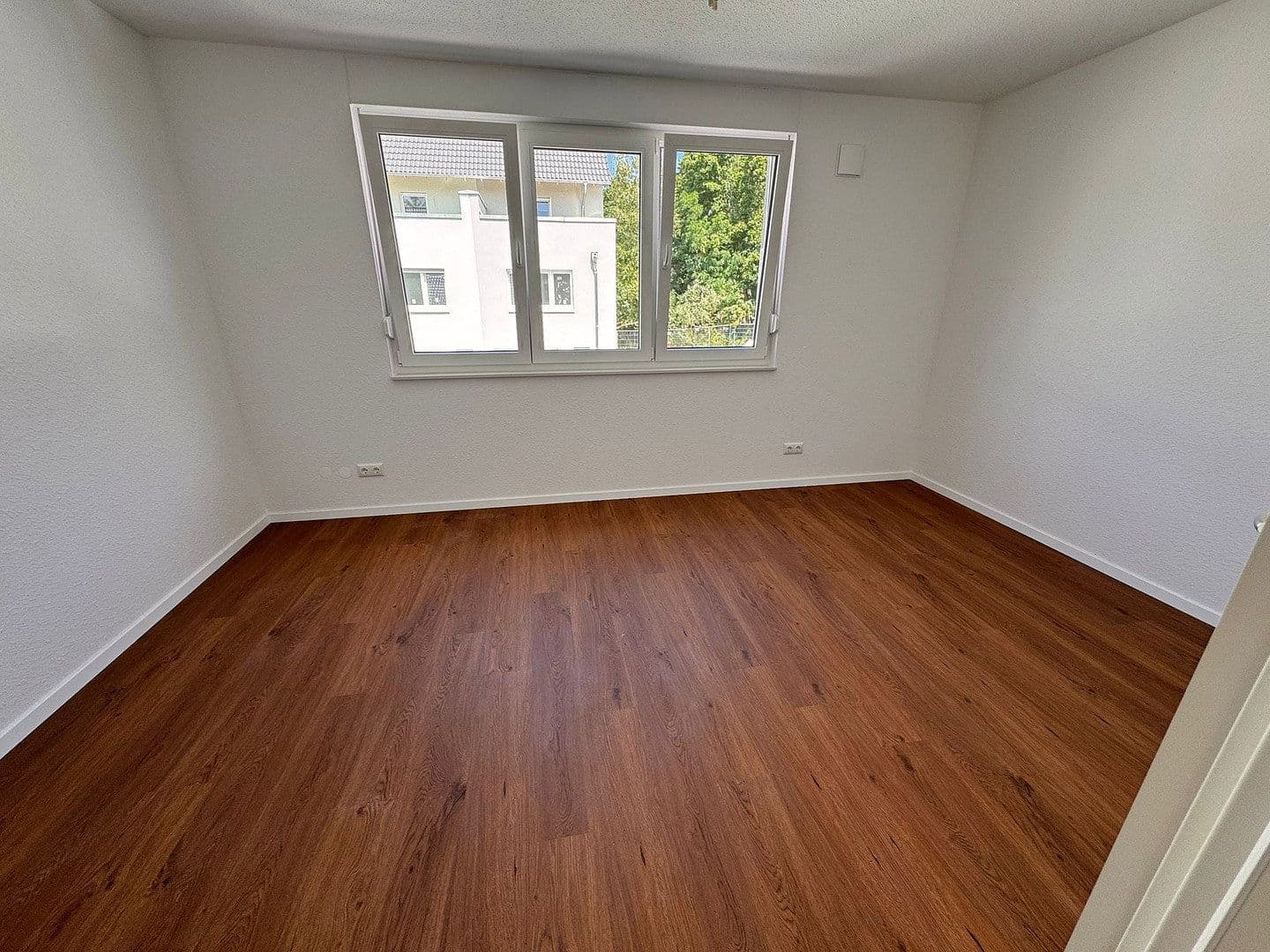 Prenájom domu 114 m², pozemok 120 m², Zossen, Brandenbursko Prenájom domu 114 m², pozemok 120 m², Zossen, Brandenbursko