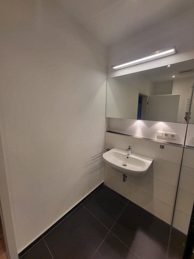 Prenájom bytu 3-izbový 67 m², Landwehrstraße 48, Hannover, Dolné Sasko Prenájom bytu 3-izbový 67 m², Landwehrstraße 48, Hannover, Dolné Sasko