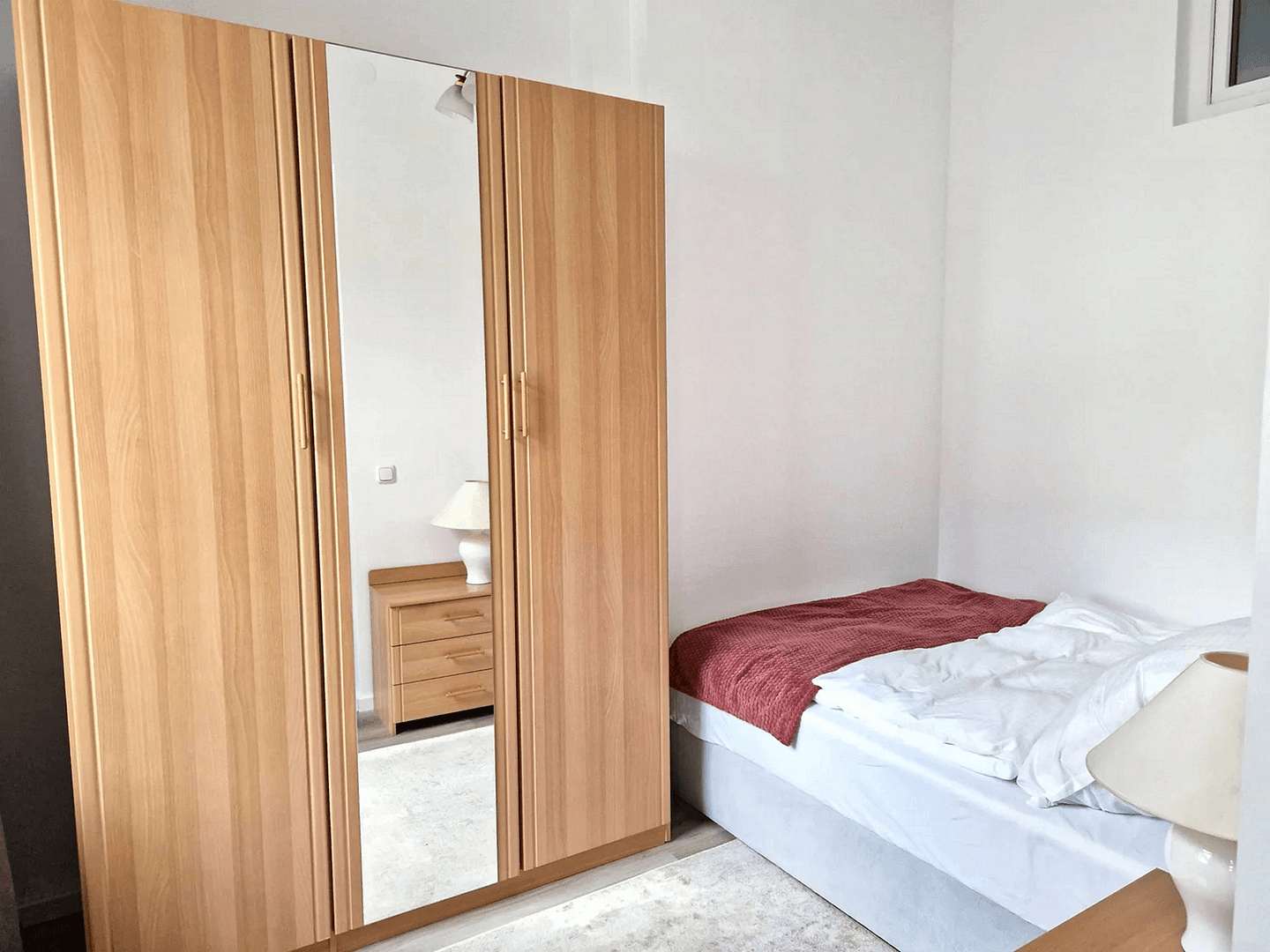 Prenájom bytu 1-izbový 38 m², Berlin, Berlín Prenájom bytu 1-izbový 38 m², Berlin, Berlín