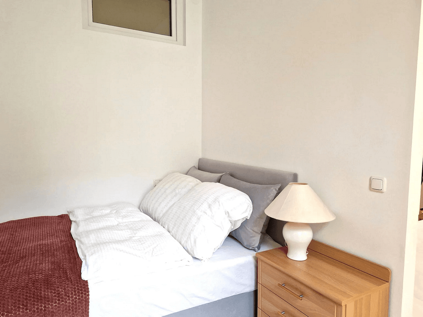 Prenájom bytu 1-izbový 38 m², Berlin, Berlín Prenájom bytu 1-izbový 38 m², Berlin, Berlín