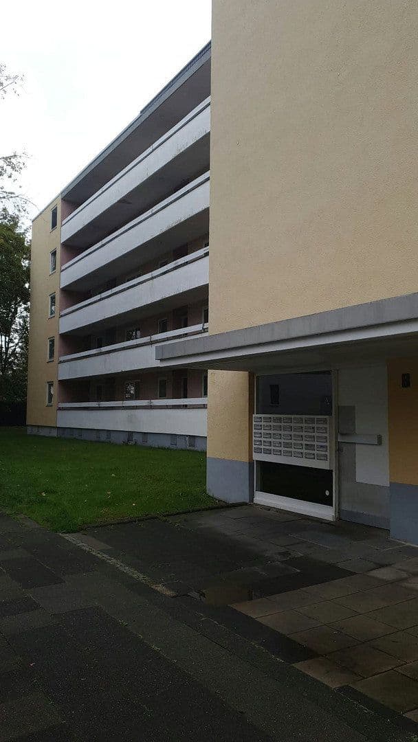 Prenájom bytu 3-izbový 65 m², Lavendelweg 8, Köln, Severné Porýnie - Westfálsko Prenájom bytu 3-izbový 65 m², Lavendelweg 8, Köln, Severné Porýnie - Westfálsko