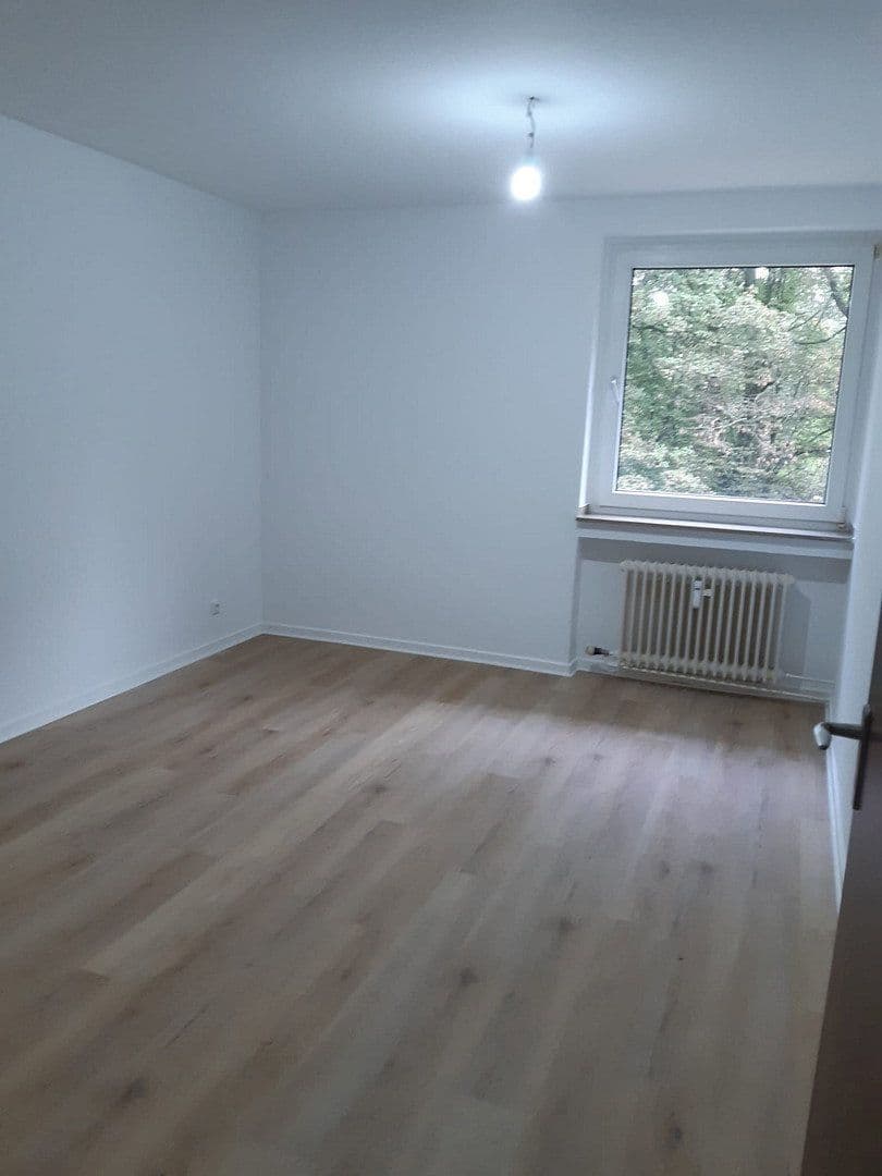 Prenájom bytu 3-izbový 65 m², Lavendelweg 8, Köln, Severné Porýnie - Westfálsko Prenájom bytu 3-izbový 65 m², Lavendelweg 8, Köln, Severné Porýnie - Westfálsko