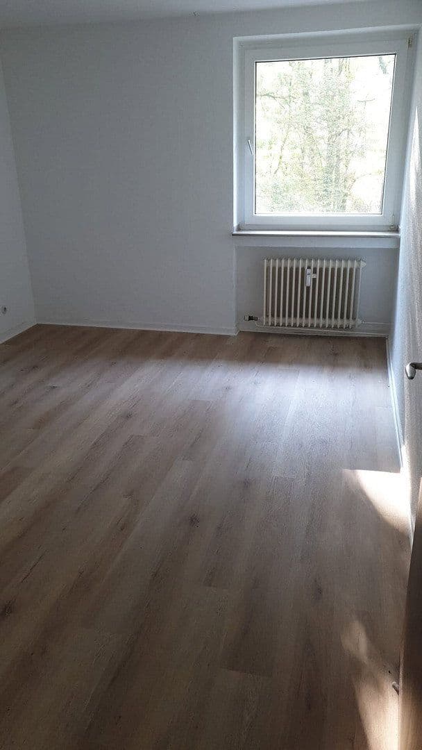 Prenájom bytu 3-izbový 65 m², Lavendelweg 8, Köln, Severné Porýnie - Westfálsko Prenájom bytu 3-izbový 65 m², Lavendelweg 8, Köln, Severné Porýnie - Westfálsko