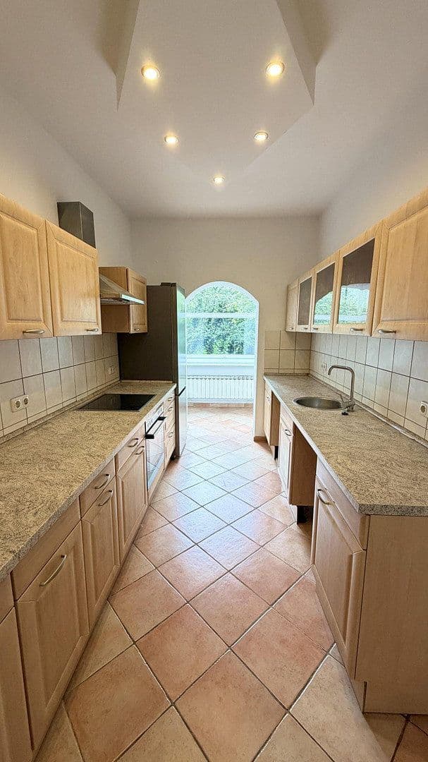 Predaj bytu 3-izbový 64 m², Laehrscher Jagdweg 10, Berlin, Berlín Predaj bytu 3-izbový 64 m², Laehrscher Jagdweg 10, Berlin, Berlín