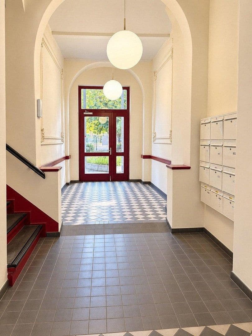 Predaj bytu 5-izbový 93 m², Friedrichsberger Strasse 24, Berlin, Berlín Predaj bytu 5-izbový 93 m², Friedrichsberger Strasse 24, Berlin, Berlín