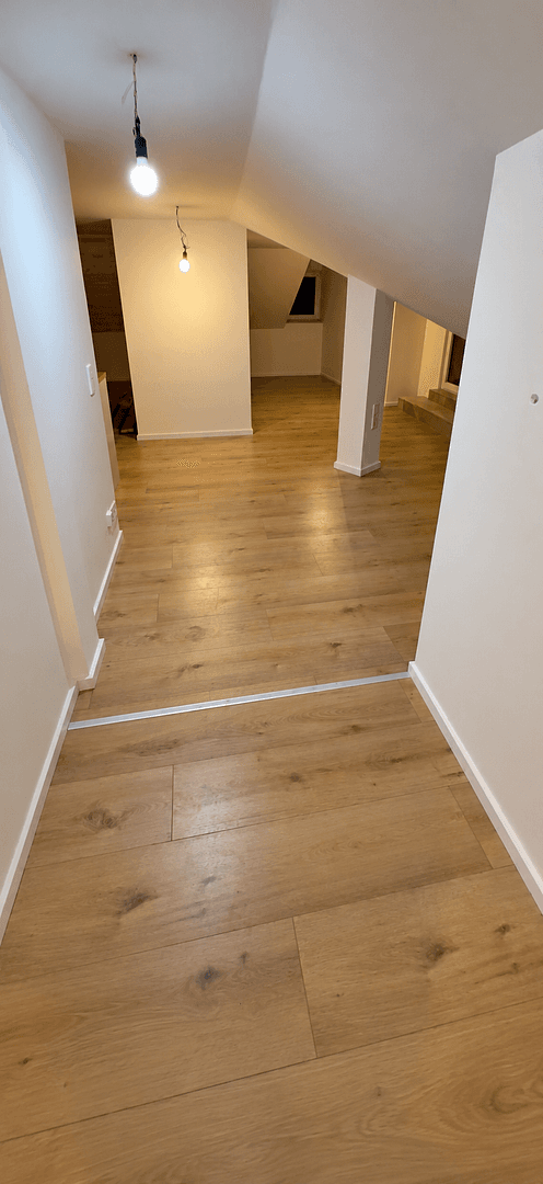 Prenájom bytu 4-izbový 119 m², Nürnberg, Bavorsko Prenájom bytu 4-izbový 119 m², Nürnberg, Bavorsko