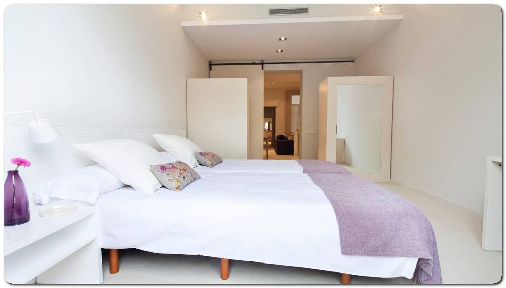 Prenájom bytu 2-izbový 83 m², Berlin, Berlín Prenájom bytu 2-izbový 83 m², Berlin, Berlín