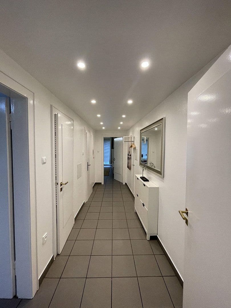 Predaj bytu 2-izbový 57 m², Berger Str. 23, Düsseldorf, Severné Porýnie - Westfálsko Predaj bytu 2-izbový 57 m², Berger Str. 23, Düsseldorf, Severné Porýnie - Westfálsko