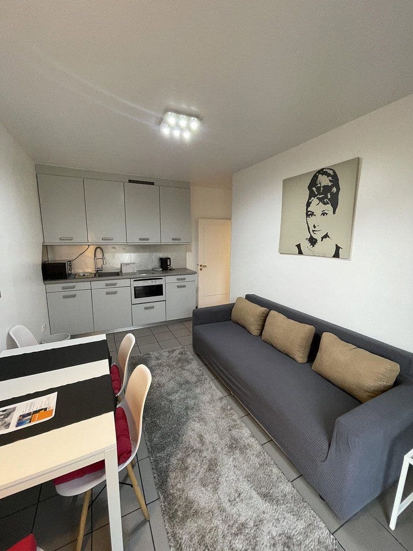 Predaj bytu 2-izbový 57 m², Berger Str. 23, Düsseldorf, Severné Porýnie - Westfálsko Predaj bytu 2-izbový 57 m², Berger Str. 23, Düsseldorf, Severné Porýnie - Westfálsko