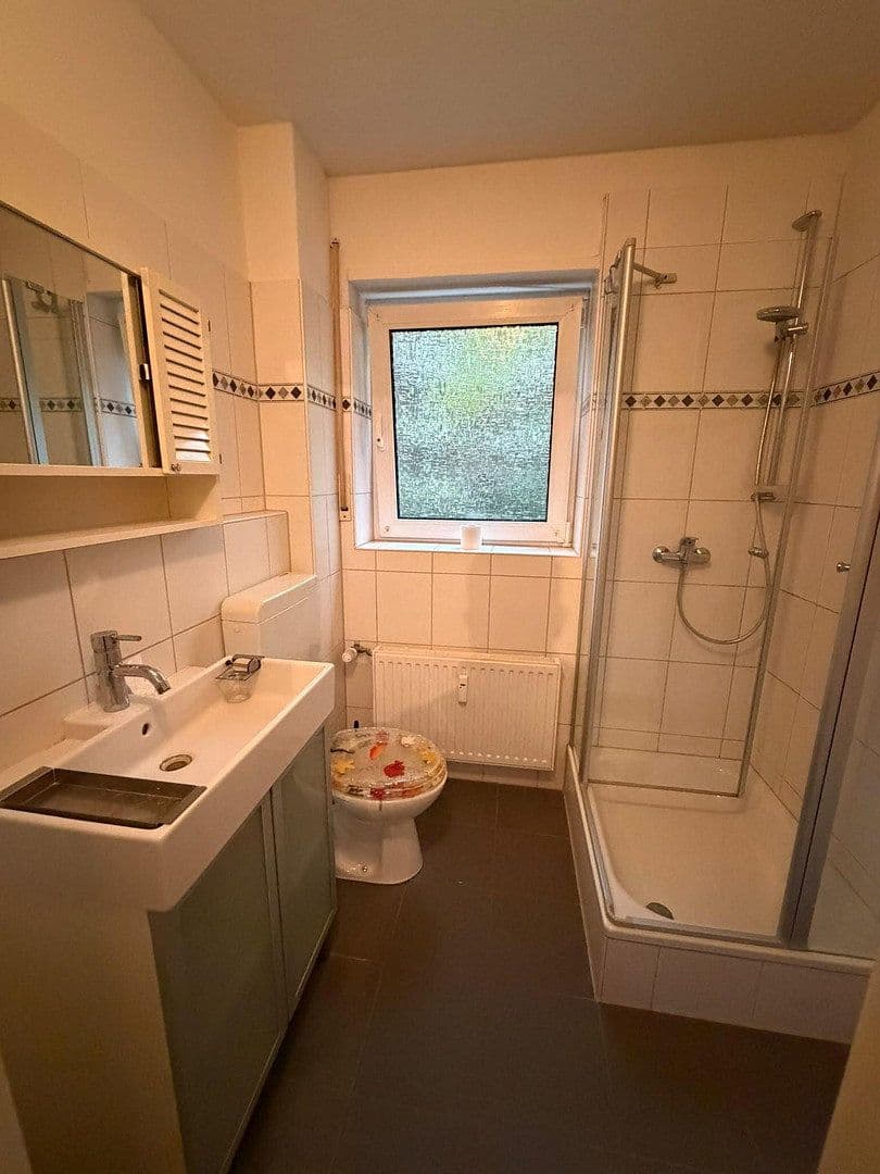 Prenájom bytu 2-izbový 65 m², Paul-Bonatz-Straße 25, Düsseldorf, Severné Porýnie - Westfálsko Prenájom bytu 2-izbový 65 m², Paul-Bonatz-Straße 25, Düsseldorf, Severné Porýnie - Westfálsko