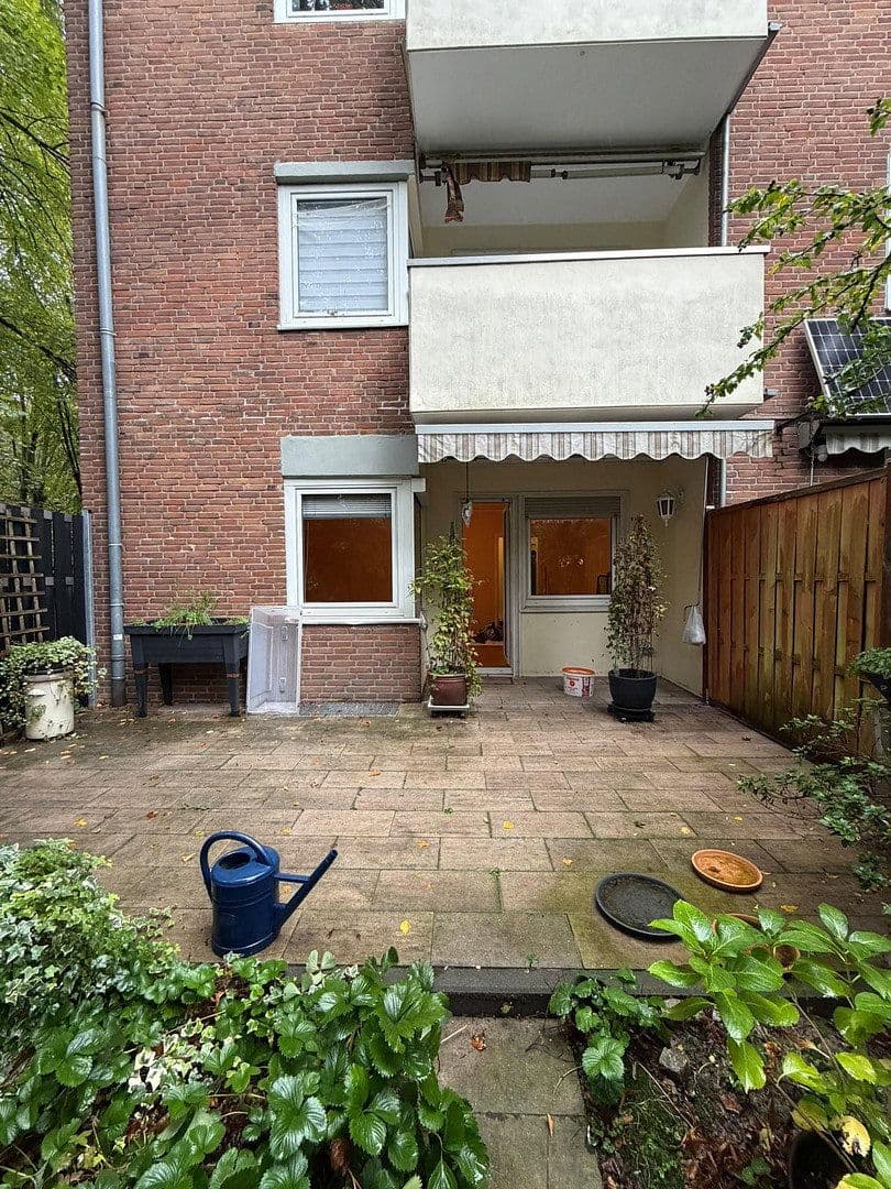 Prenájom bytu 2-izbový 65 m², Paul-Bonatz-Straße 25, Düsseldorf, Severné Porýnie - Westfálsko Prenájom bytu 2-izbový 65 m², Paul-Bonatz-Straße 25, Düsseldorf, Severné Porýnie - Westfálsko