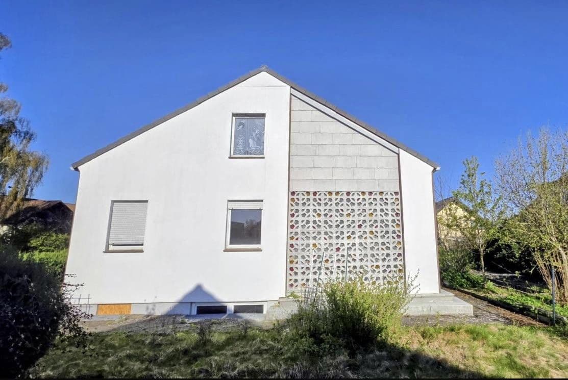 Predaj domu 145 m², pozemok 700 m², Aalen, Bádensko-Wurttembersko Predaj domu 145 m², pozemok 700 m², Aalen, Bádensko-Wurttembersko