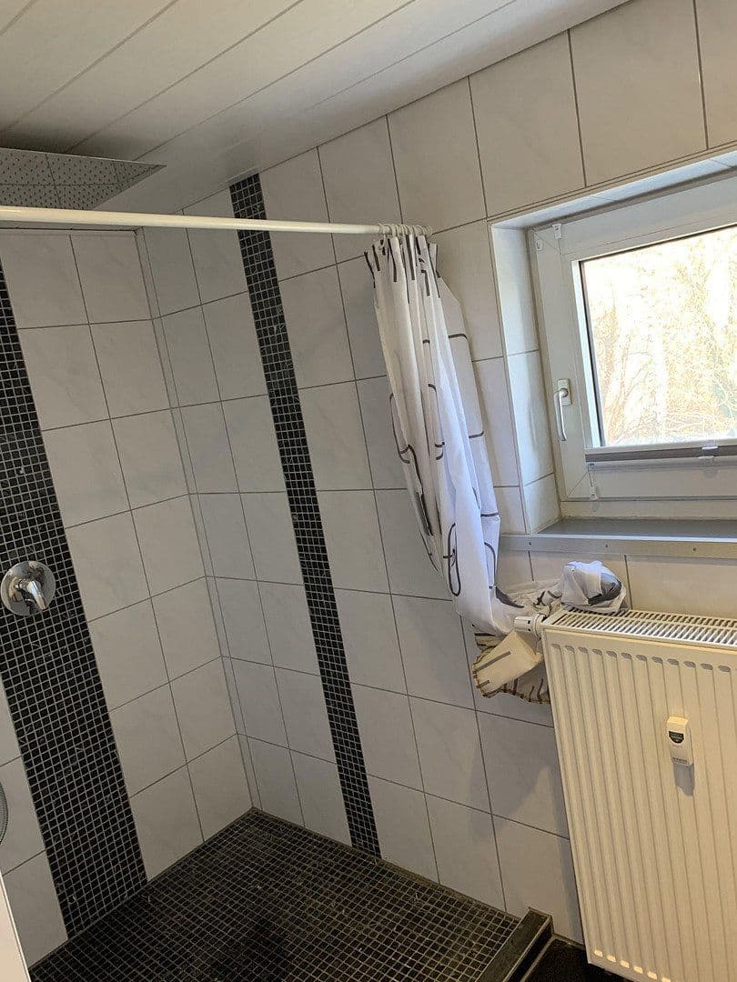 Prenájom bytu 4-izbový 135 m², Am Bohrturm 20, Schöningen, Dolné Sasko Prenájom bytu 4-izbový 135 m², Am Bohrturm 20, Schöningen, Dolné Sasko