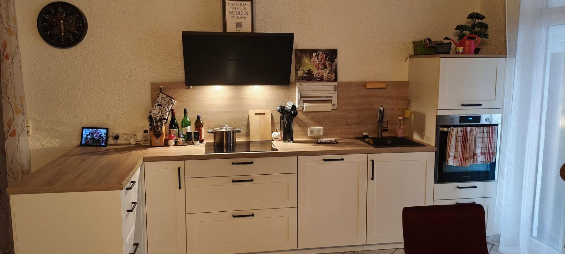 Predaj bytu 4-izbový 143 m², Eich, Porýnie-Falcko Predaj bytu 4-izbový 143 m², Eich, Porýnie-Falcko