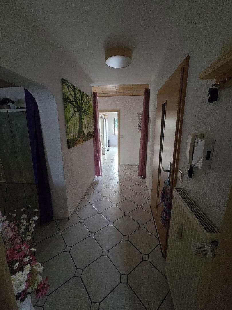 Predaj bytu 4-izbový 143 m², Eich, Porýnie-Falcko Predaj bytu 4-izbový 143 m², Eich, Porýnie-Falcko