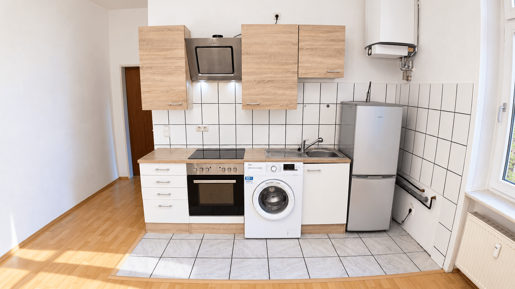 Prenájom bytu 2-izbový 42 m², Frankfurt am Main, Hesensko Prenájom bytu 2-izbový 42 m², Frankfurt am Main, Hesensko