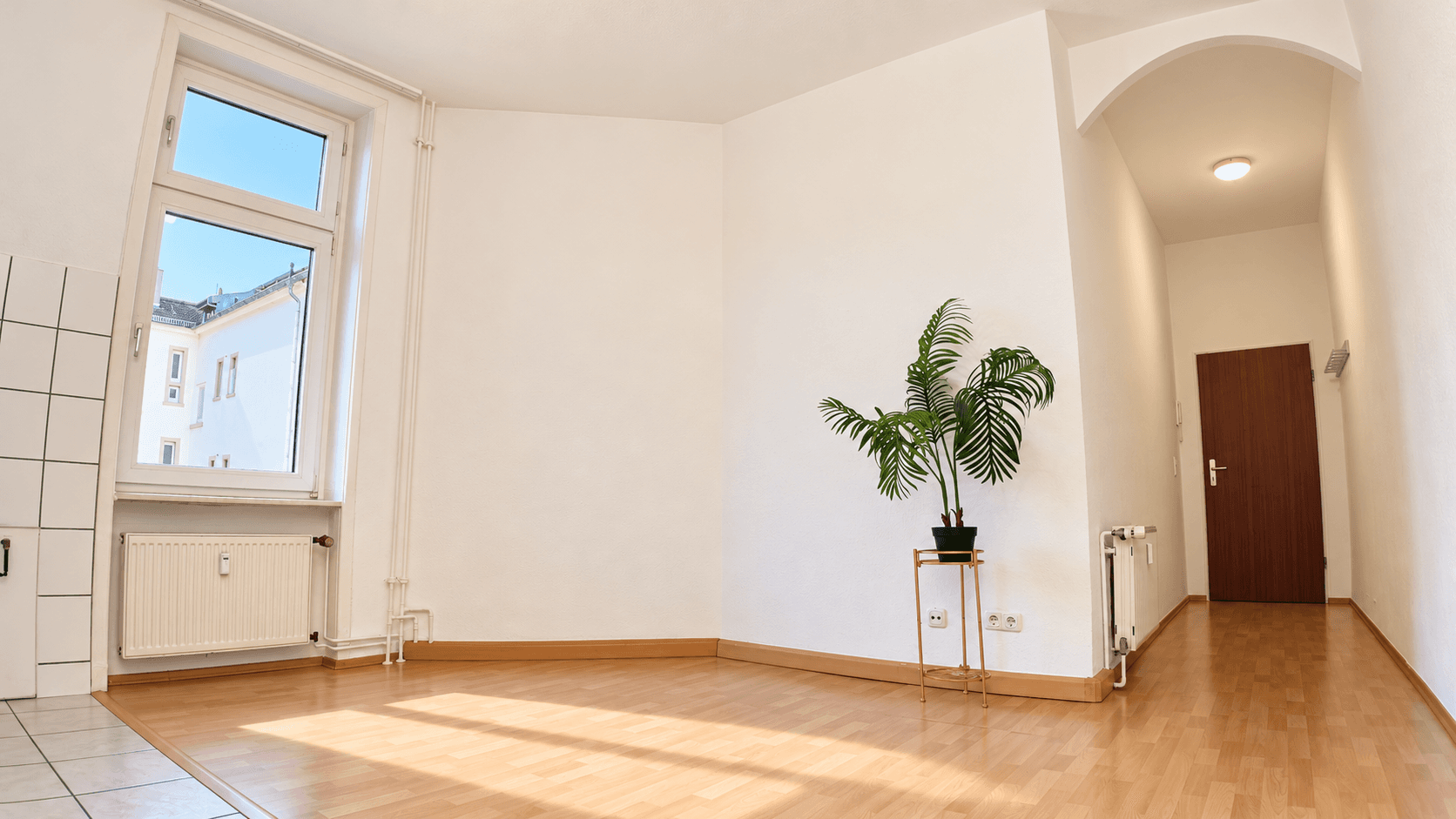 Prenájom bytu 2-izbový 42 m², Frankfurt am Main, Hesensko Prenájom bytu 2-izbový 42 m², Frankfurt am Main, Hesensko