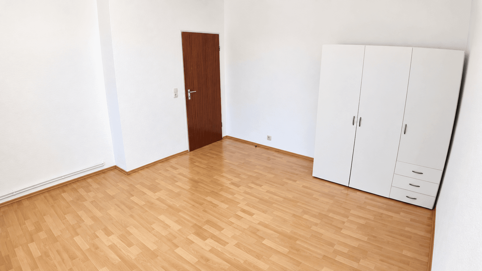 Prenájom bytu 2-izbový 42 m², Frankfurt am Main, Hesensko Prenájom bytu 2-izbový 42 m², Frankfurt am Main, Hesensko
