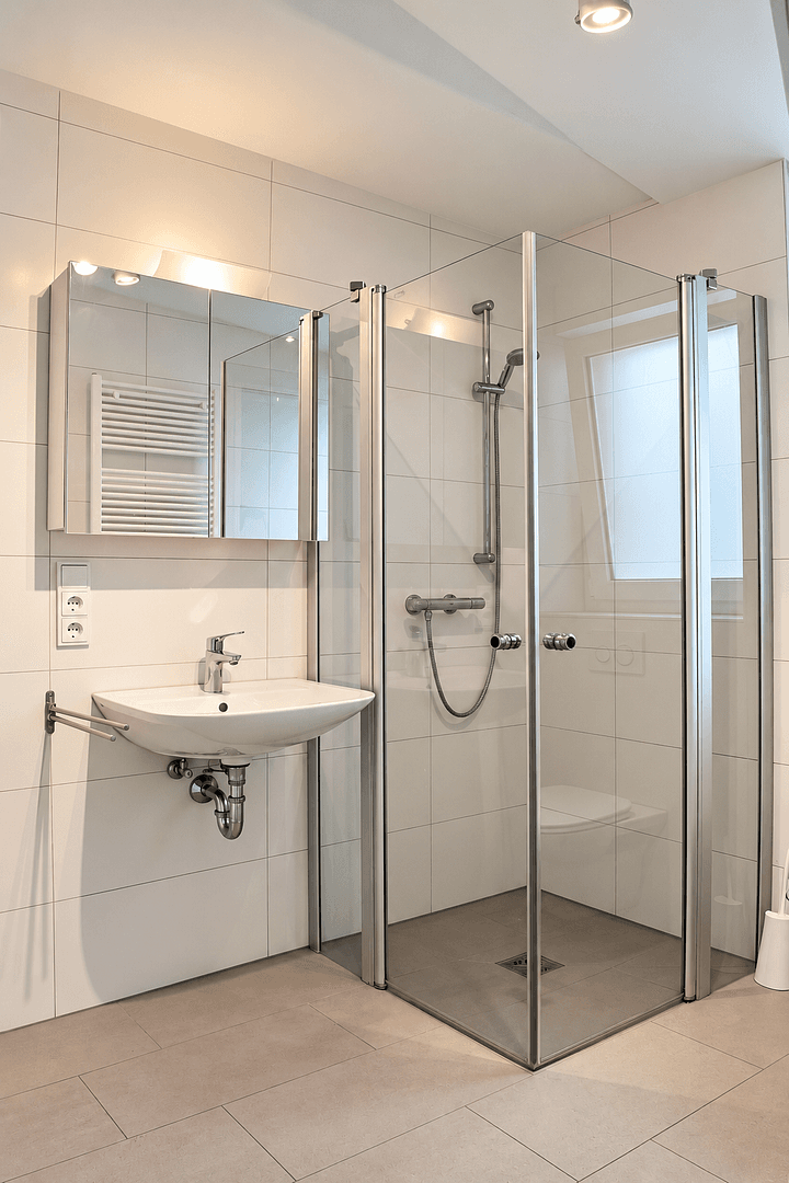 Prenájom bytu 1-izbový 32 m², Frankfurt am Main, Hesensko Prenájom bytu 1-izbový 32 m², Frankfurt am Main, Hesensko