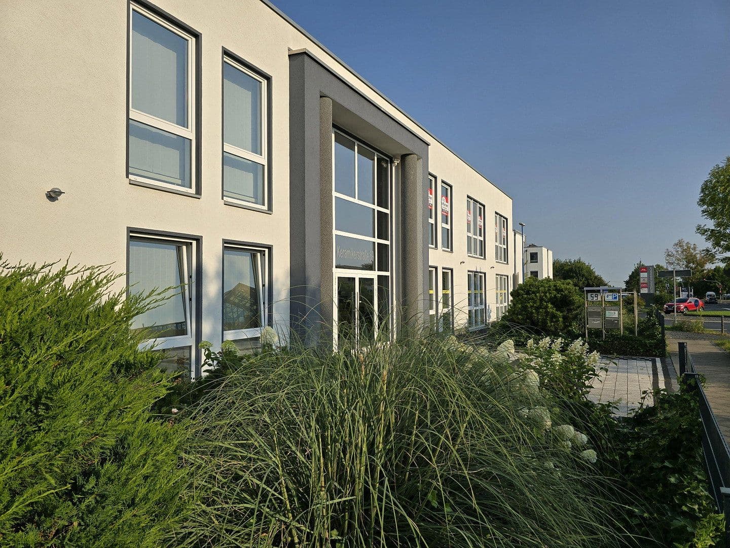 Prenájom kancelárie 190 m², Keramikerstrasse 59, Rheinbach, Severné Porýnie - Westfálsko Prenájom kancelárie 190 m², Keramikerstrasse 59, Rheinbach, Severné Porýnie - Westfálsko
