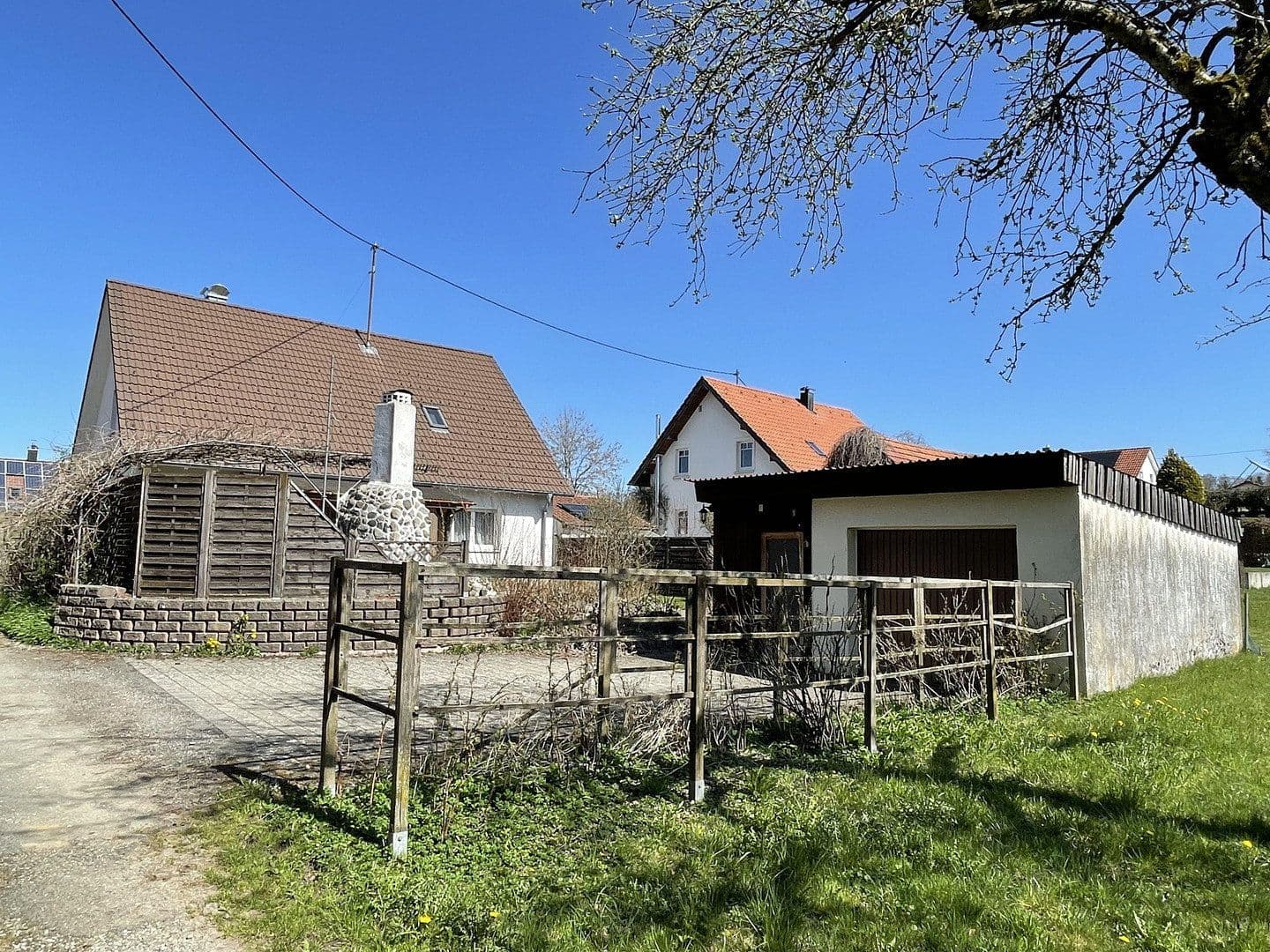 Predaj domu 123 m², pozemok 581 m², Wolfegger Str. 54, Schlier, Bádensko-Wurttembersko Predaj domu 123 m², pozemok 581 m², Wolfegger Str. 54, Schlier, Bádensko-Wurttembersko
