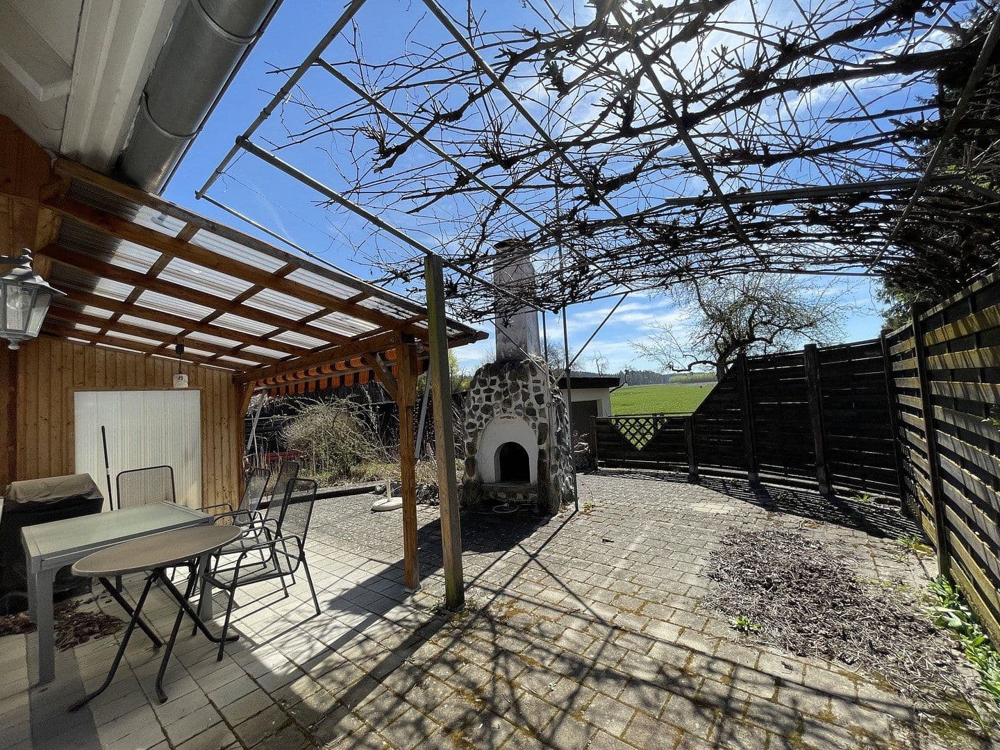Predaj domu 123 m², pozemok 581 m², Wolfegger Str. 54, Schlier, Bádensko-Wurttembersko Predaj domu 123 m², pozemok 581 m², Wolfegger Str. 54, Schlier, Bádensko-Wurttembersko