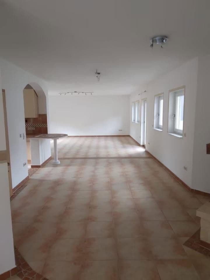 Predaj domu 174 m², pozemok 450 m², Weiherstraße 51, Hochspeyer, Porýnie-Falcko Predaj domu 174 m², pozemok 450 m², Weiherstraße 51, Hochspeyer, Porýnie-Falcko