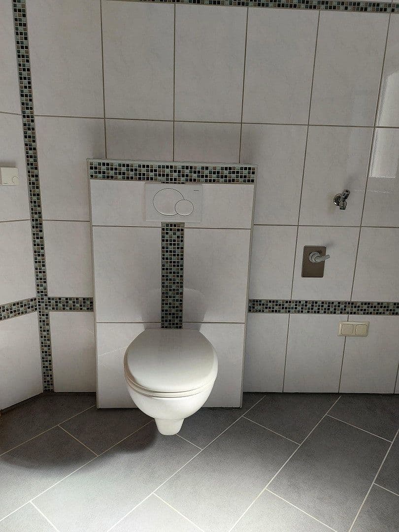 Predaj domu 174 m², pozemok 450 m², Weiherstraße 51, Hochspeyer, Porýnie-Falcko Predaj domu 174 m², pozemok 450 m², Weiherstraße 51, Hochspeyer, Porýnie-Falcko