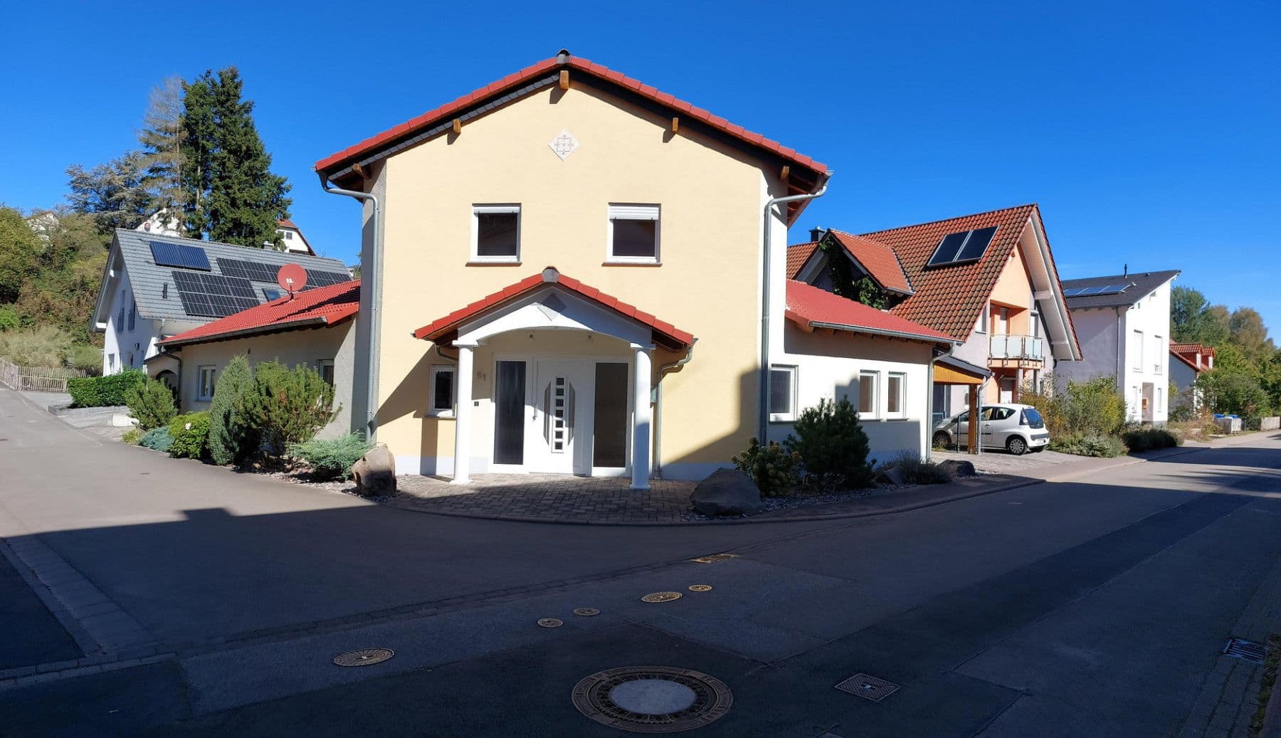 Predaj domu 174 m², pozemok 450 m², Weiherstraße 51, Hochspeyer, Porýnie-Falcko Predaj domu 174 m², pozemok 450 m², Weiherstraße 51, Hochspeyer, Porýnie-Falcko