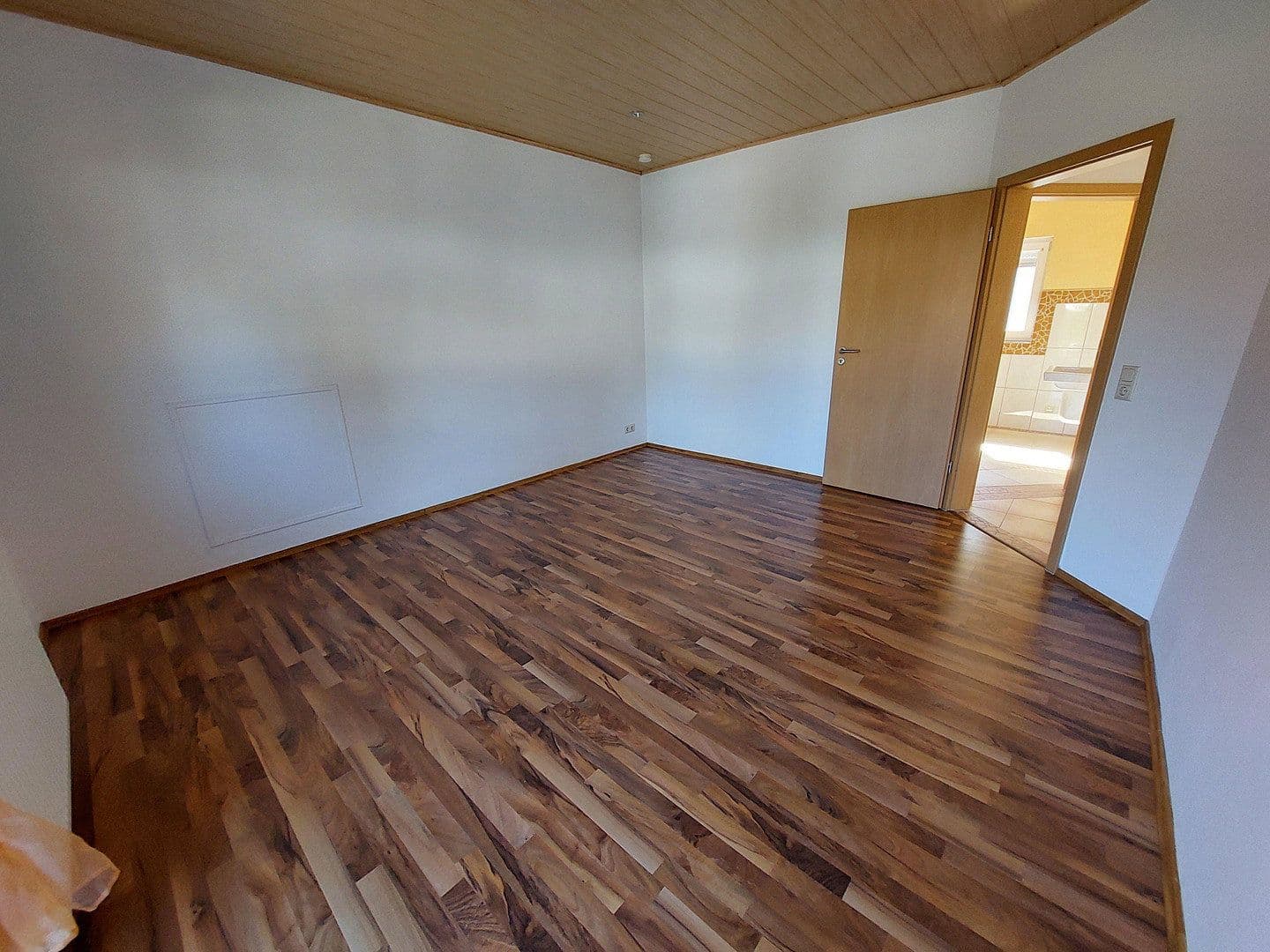 Predaj domu 174 m², pozemok 450 m², Weiherstraße 51, Hochspeyer, Porýnie-Falcko Predaj domu 174 m², pozemok 450 m², Weiherstraße 51, Hochspeyer, Porýnie-Falcko