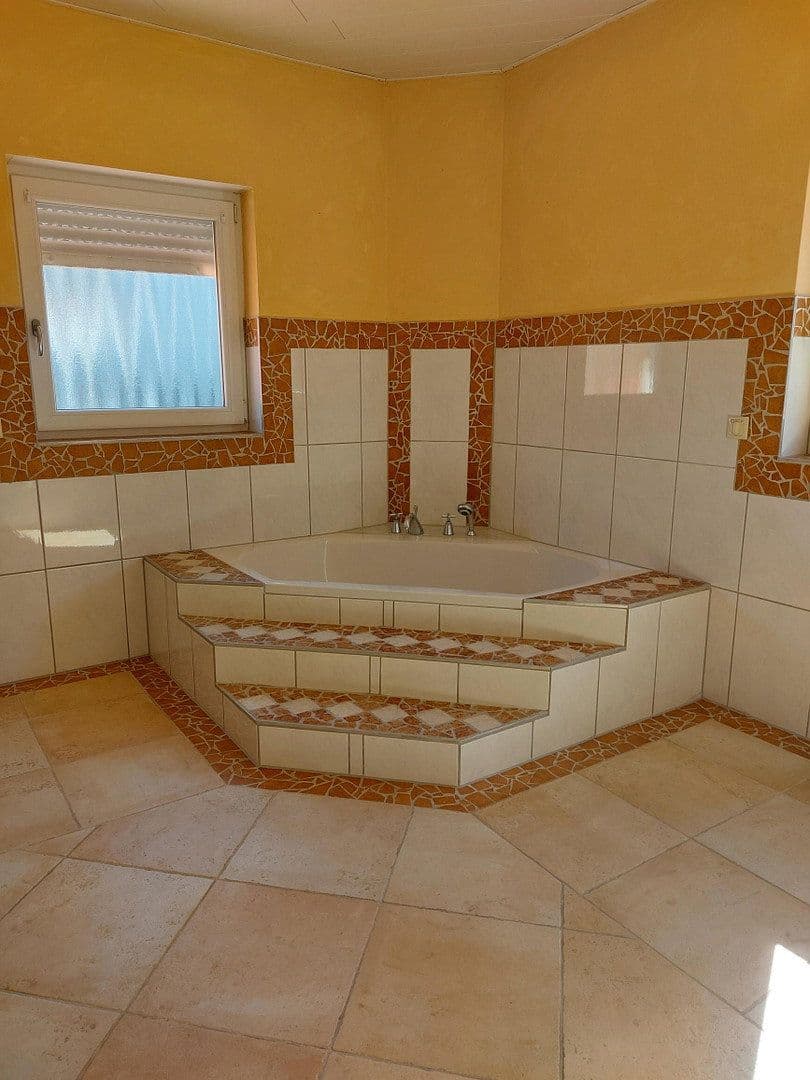 Predaj domu 174 m², pozemok 450 m², Weiherstraße 51, Hochspeyer, Porýnie-Falcko Predaj domu 174 m², pozemok 450 m², Weiherstraße 51, Hochspeyer, Porýnie-Falcko