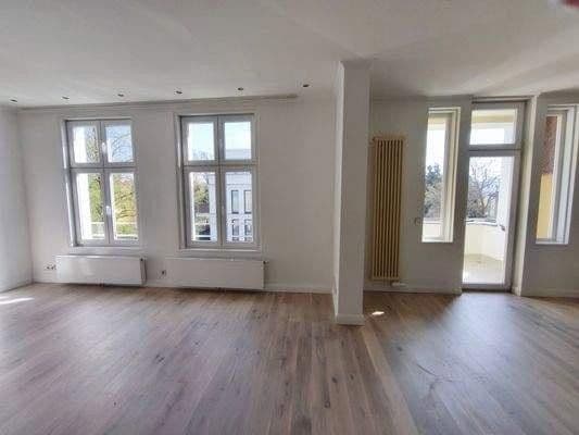 Prenájom bytu 3-izbový 106 m², Neuer Weg 4, Berlin, Berlín Prenájom bytu 3-izbový 106 m², Neuer Weg 4, Berlin, Berlín