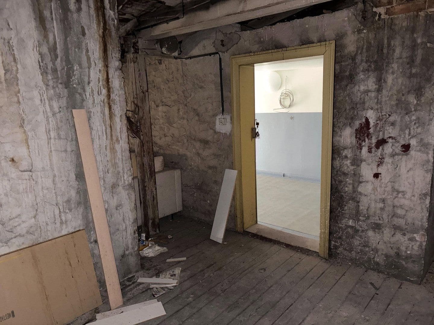 Predaj bytu 4-izbový 258 m², Blumenwerderstraße 12 / Kantstraße 38, Eberswalde, Brandenbursko Predaj bytu 4-izbový 258 m², Blumenwerderstraße 12 / Kantstraße 38, Eberswalde, Brandenbursko