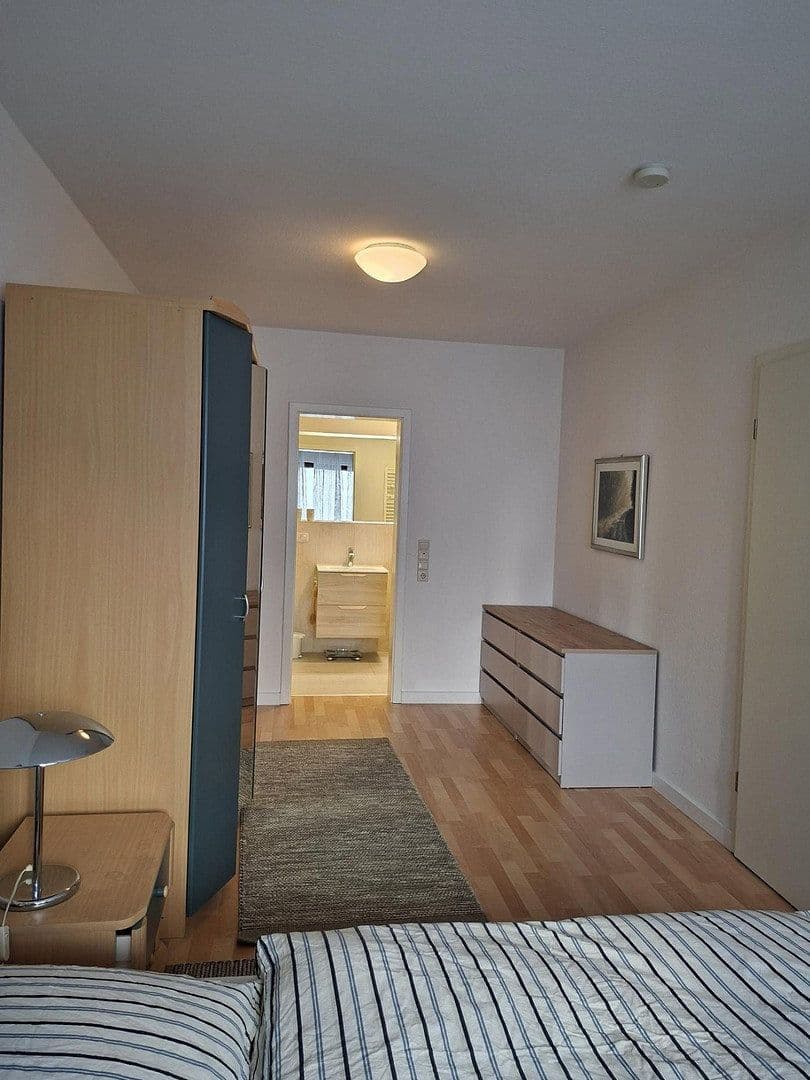 Prenájom bytu 2-izbový 62 m², Feldbergstr.53 60323 Frankfurt, Frankfurt, Hesensko Prenájom bytu 2-izbový 62 m², Feldbergstr.53 60323 Frankfurt, Frankfurt, Hesensko