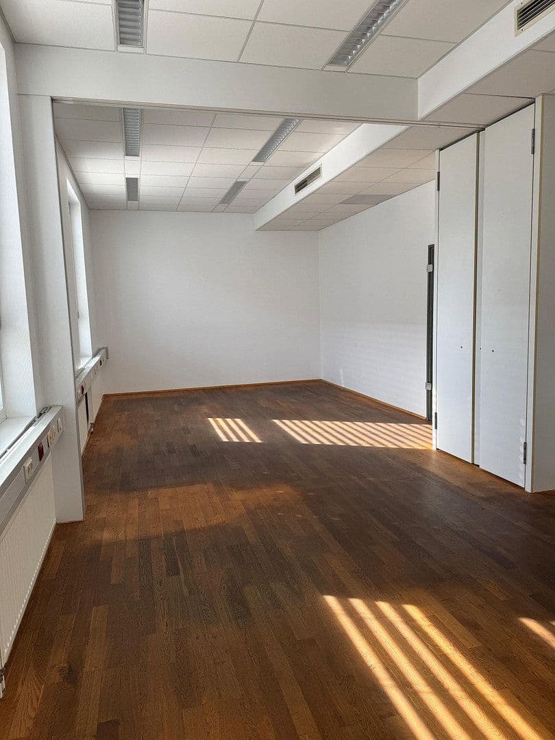 Prenájom kancelárie 175 m², Anna-Schneider-Steig 19, Köln, Severné Porýnie - Westfálsko Prenájom kancelárie 175 m², Anna-Schneider-Steig 19, Köln, Severné Porýnie - Westfálsko