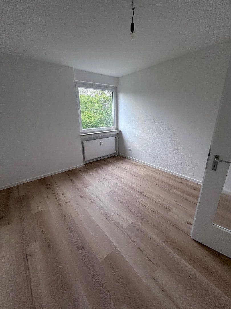 Prenájom bytu 3-izbový 76 m², Pestalozzistraße 1, Germering, Bavorsko Prenájom bytu 3-izbový 76 m², Pestalozzistraße 1, Germering, Bavorsko