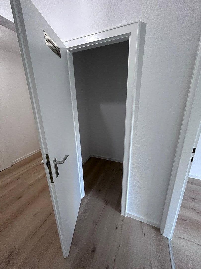 Prenájom bytu 3-izbový 76 m², Pestalozzistraße 1, Germering, Bavorsko Prenájom bytu 3-izbový 76 m², Pestalozzistraße 1, Germering, Bavorsko
