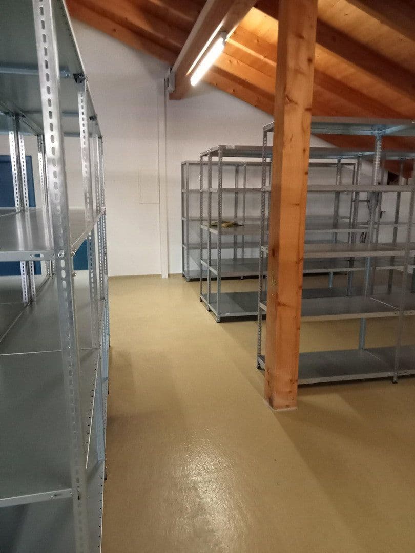 Prenájom nebytového priestoru 2.100 m², Auenweg 20, Eichendorf, Bavorsko Prenájom nebytového priestoru 2.100 m², Auenweg 20, Eichendorf, Bavorsko