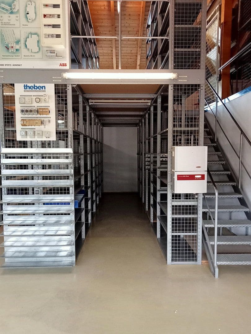 Prenájom nebytového priestoru 2.100 m², Auenweg 20, Eichendorf, Bavorsko Prenájom nebytového priestoru 2.100 m², Auenweg 20, Eichendorf, Bavorsko
