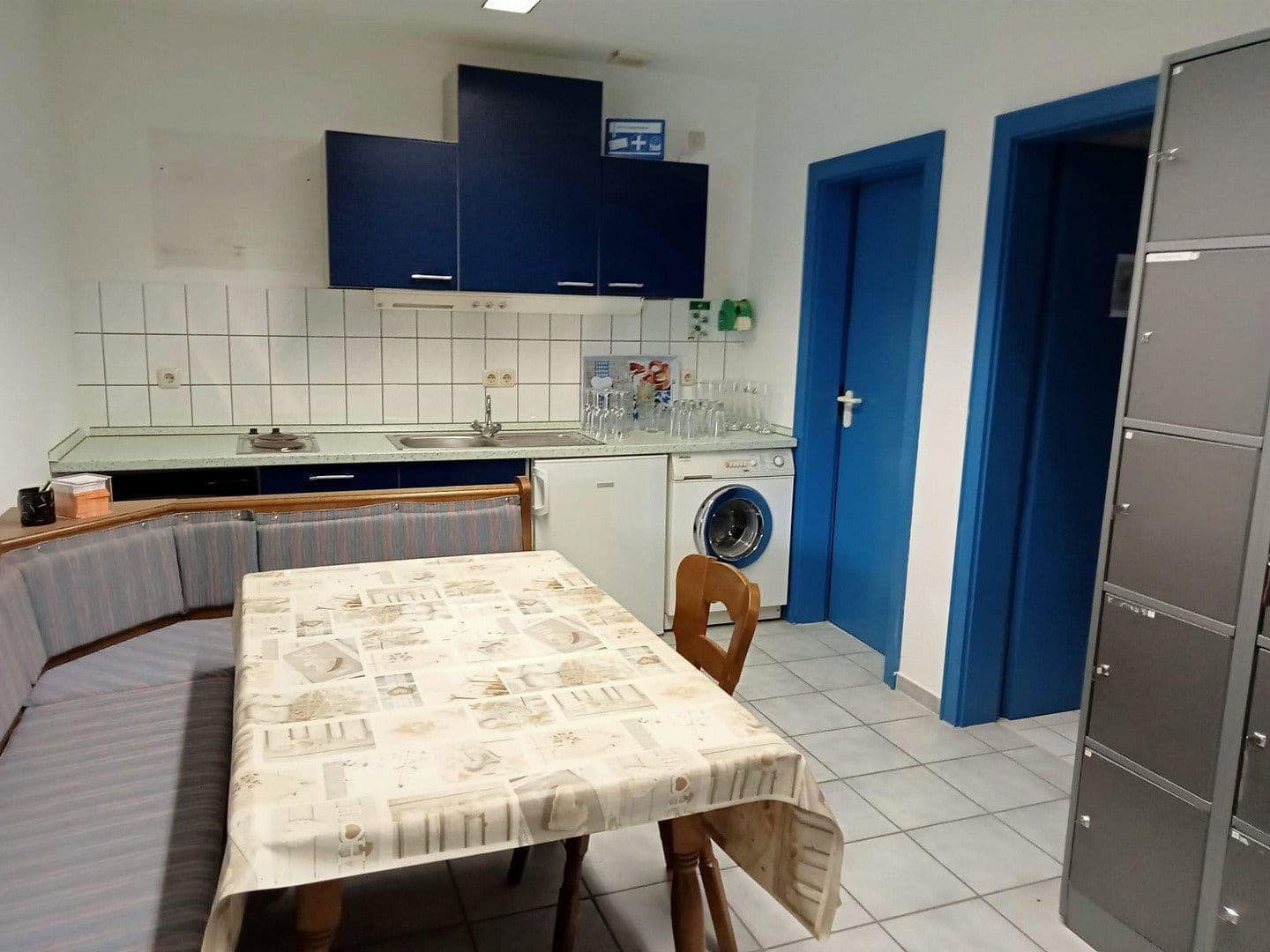 Prenájom nebytového priestoru 2.100 m², Auenweg 20, Eichendorf, Bavorsko Prenájom nebytového priestoru 2.100 m², Auenweg 20, Eichendorf, Bavorsko