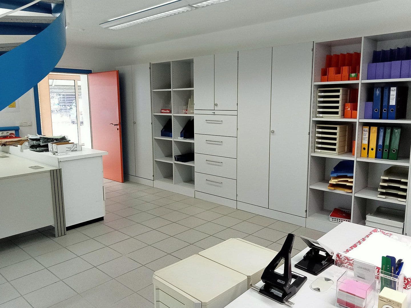 Prenájom nebytového priestoru 2.100 m², Auenweg 20, Eichendorf, Bavorsko Prenájom nebytového priestoru 2.100 m², Auenweg 20, Eichendorf, Bavorsko