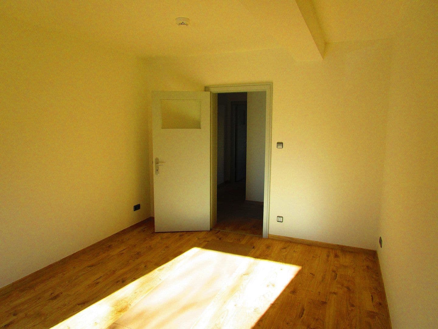 Prenájom bytu 1-izbový 33 m², Hamburg, Hamburg Prenájom bytu 1-izbový 33 m², Hamburg, Hamburg
