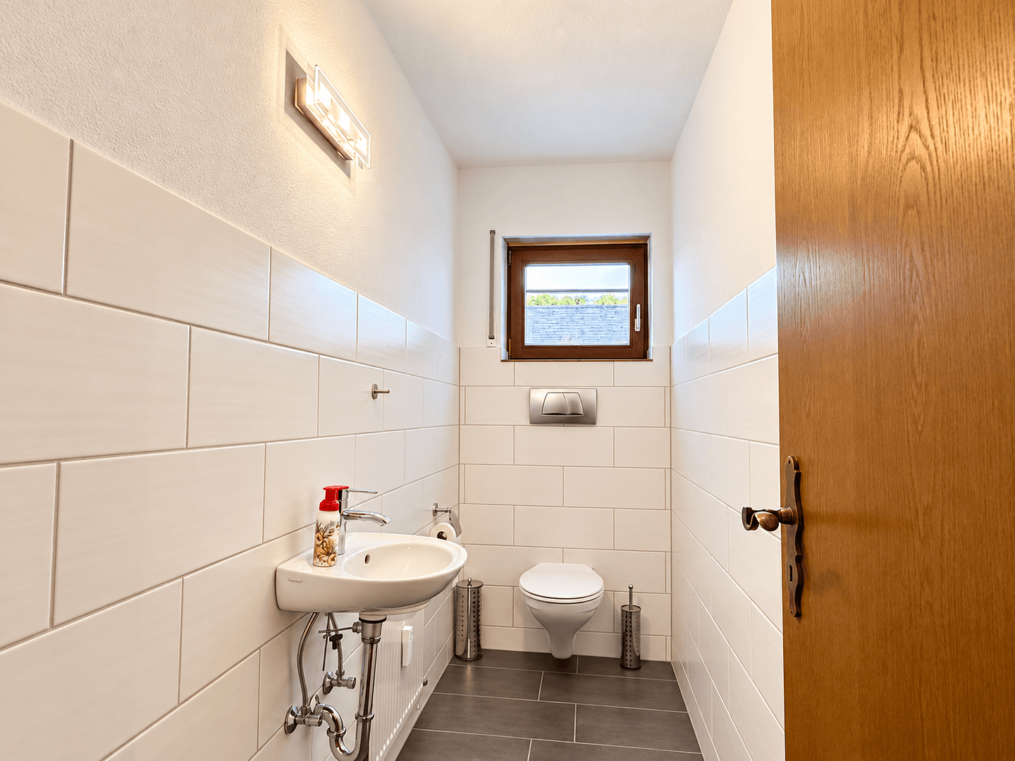 Predaj domu 358 m², pozemok 482 m², Marxzell, Bádensko-Wurttembersko Predaj domu 358 m², pozemok 482 m², Marxzell, Bádensko-Wurttembersko