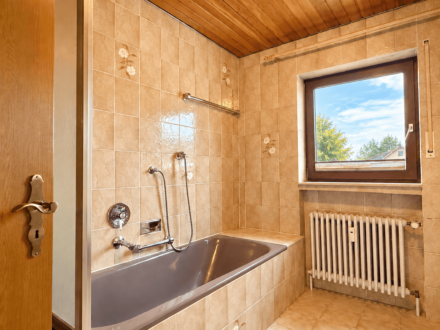 Predaj domu 358 m², pozemok 482 m², Marxzell, Bádensko-Wurttembersko Predaj domu 358 m², pozemok 482 m², Marxzell, Bádensko-Wurttembersko