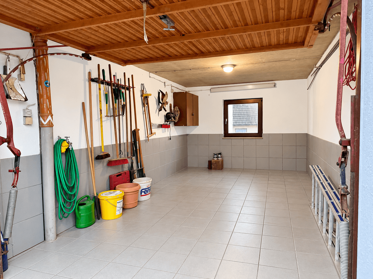 Predaj domu 358 m², pozemok 482 m², Marxzell, Bádensko-Wurttembersko Predaj domu 358 m², pozemok 482 m², Marxzell, Bádensko-Wurttembersko