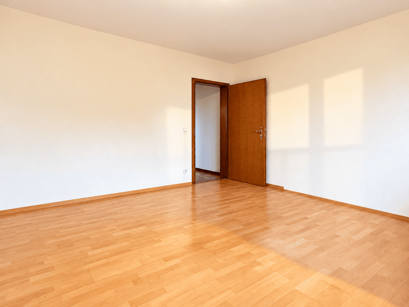 Predaj domu 358 m², pozemok 482 m², Marxzell, Bádensko-Wurttembersko Predaj domu 358 m², pozemok 482 m², Marxzell, Bádensko-Wurttembersko