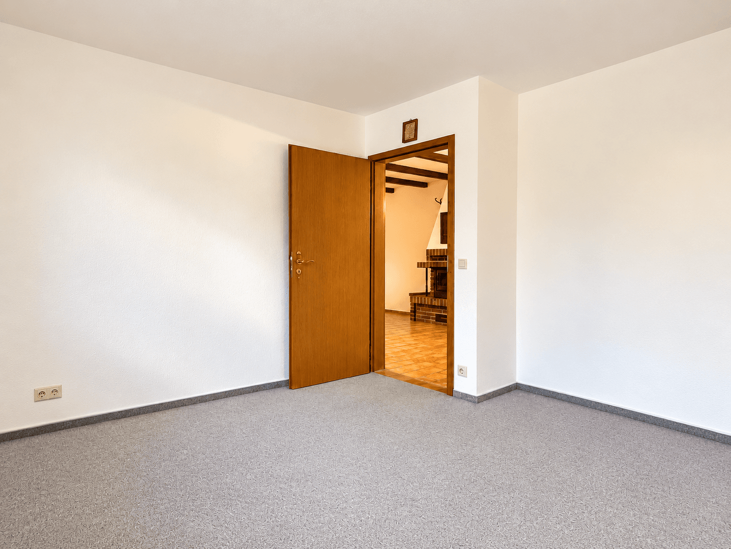 Predaj domu 358 m², pozemok 482 m², Marxzell, Bádensko-Wurttembersko Predaj domu 358 m², pozemok 482 m², Marxzell, Bádensko-Wurttembersko