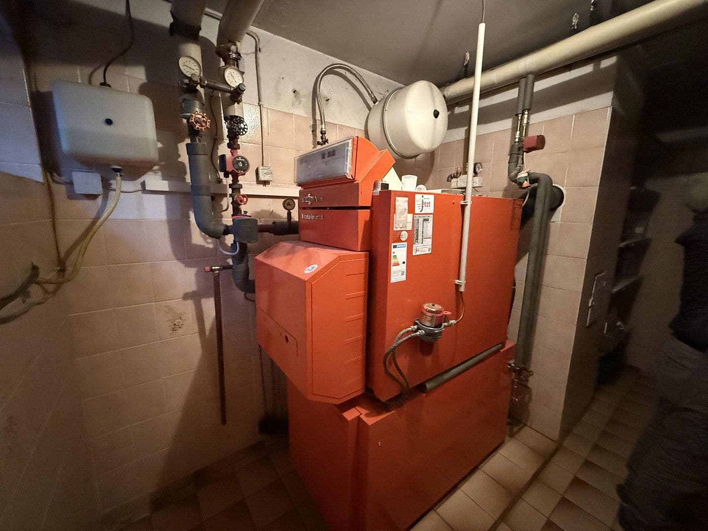 Predaj domu 358 m², pozemok 482 m², Marxzell, Bádensko-Wurttembersko Predaj domu 358 m², pozemok 482 m², Marxzell, Bádensko-Wurttembersko